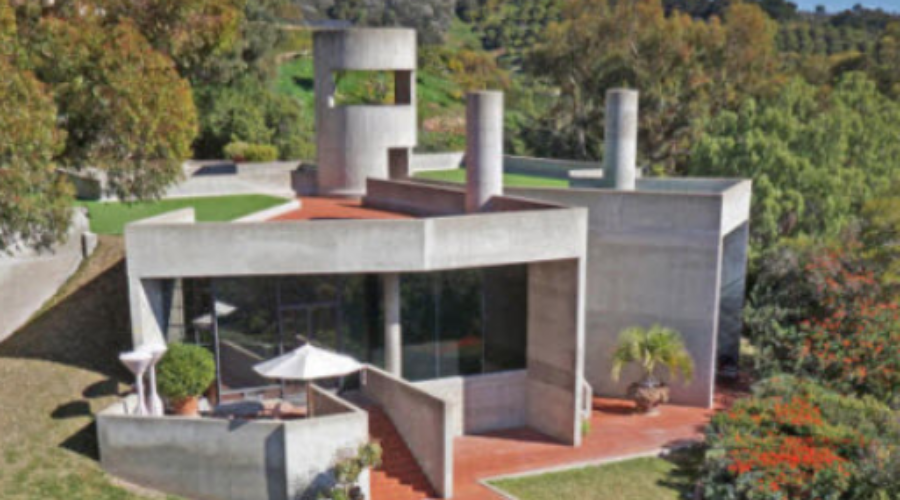 Steve Martin’s Spectacular Concrete Home