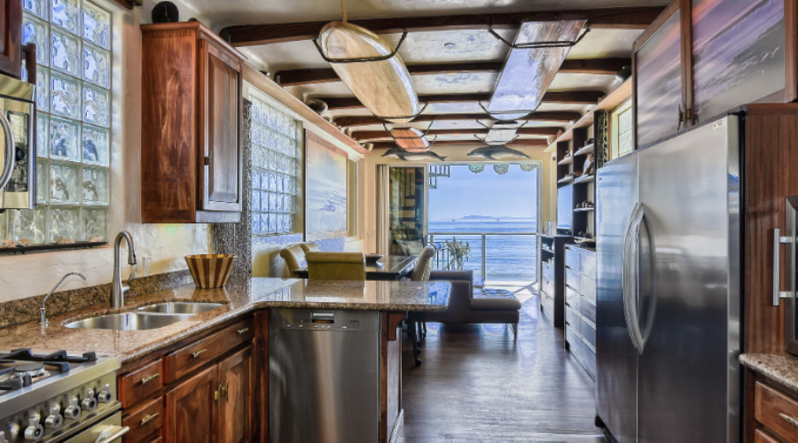 Montecito Surf Shack sells for $3,850,000